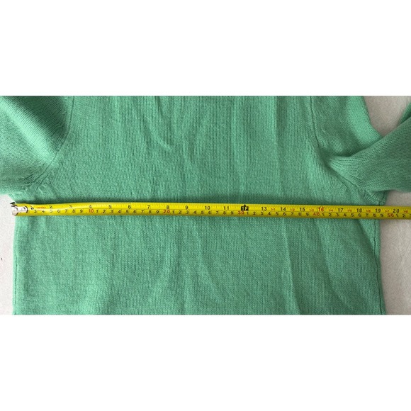 C by Bloomingdale's 100% 2-Ply Cashmere Crew Neck Sweater Green Size L - Picture 8 of 8